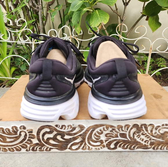 HOKA One One Bondi 8 Black Athletic Shoes - Picture 6 of 9